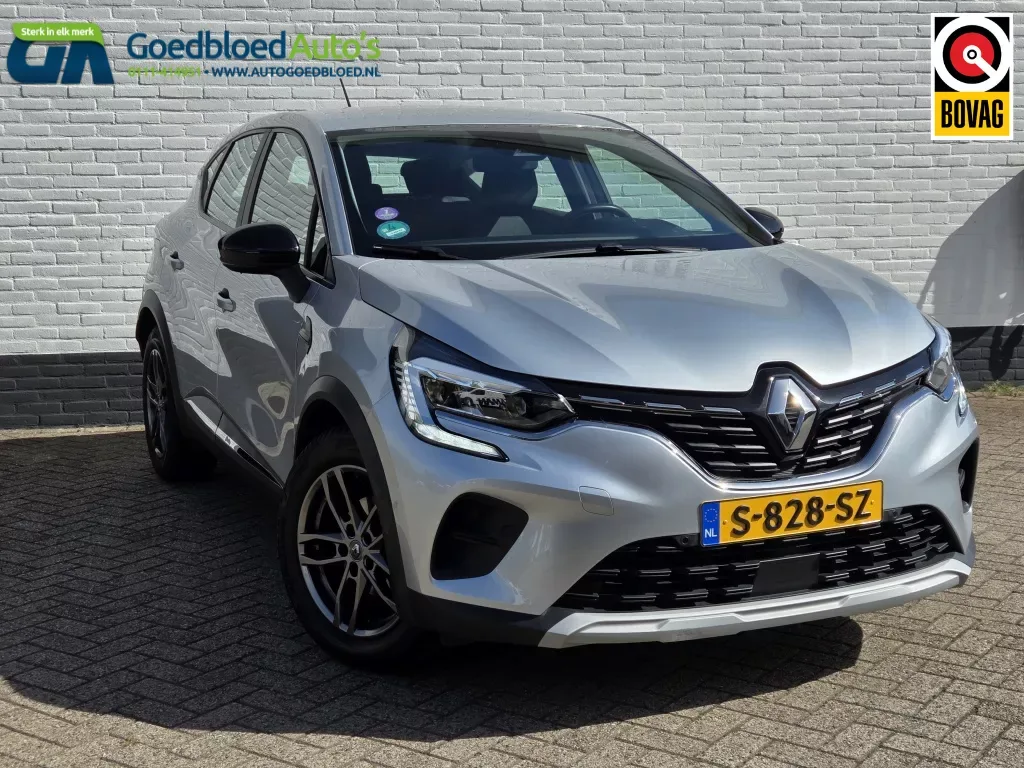 Renault Captur (2021) — foto 1