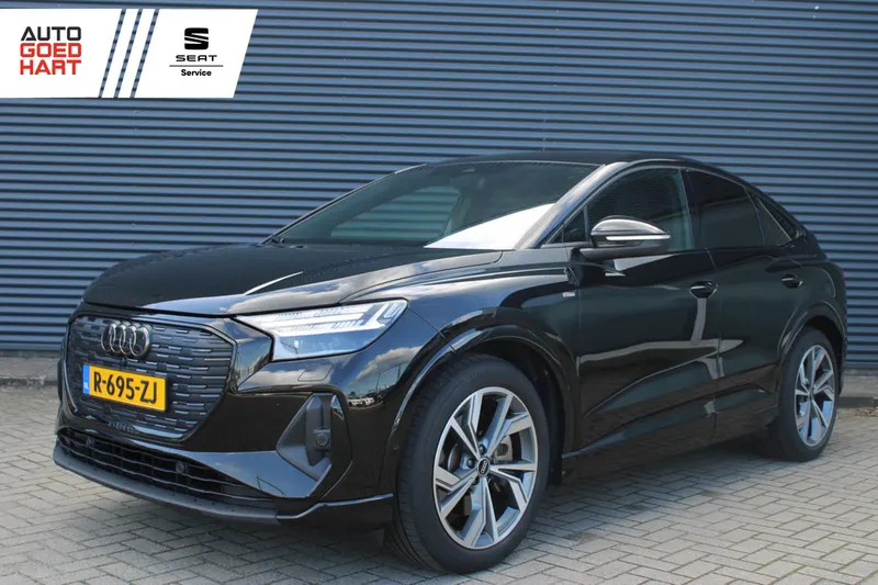 Audi Q4 e-tron (2022)
