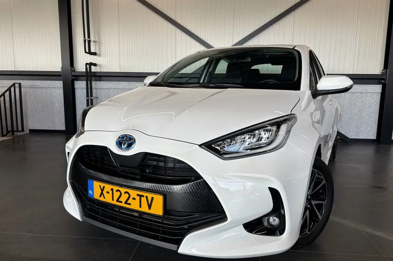 Toyota Yaris (2024)