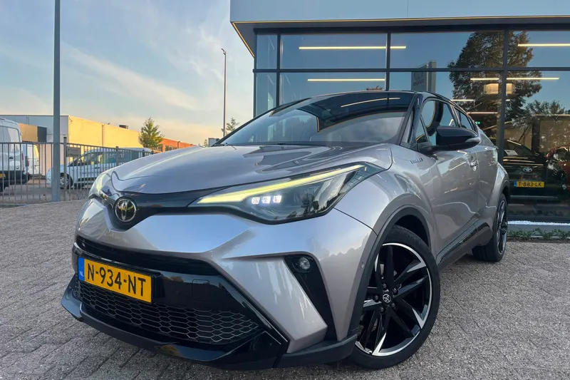 Toyota C-HR (2021)