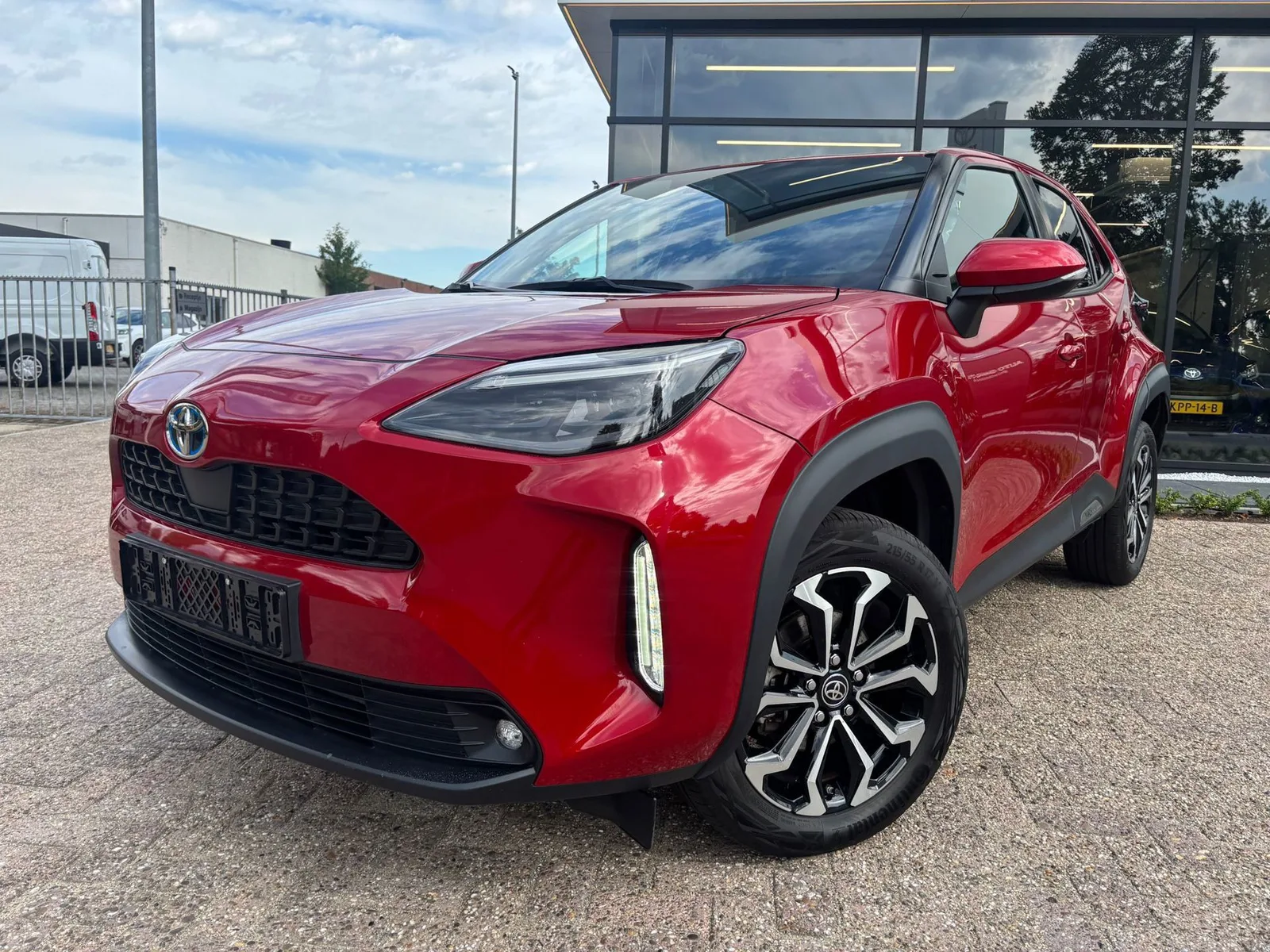 Toyota Yaris Cross (2023) — foto 1