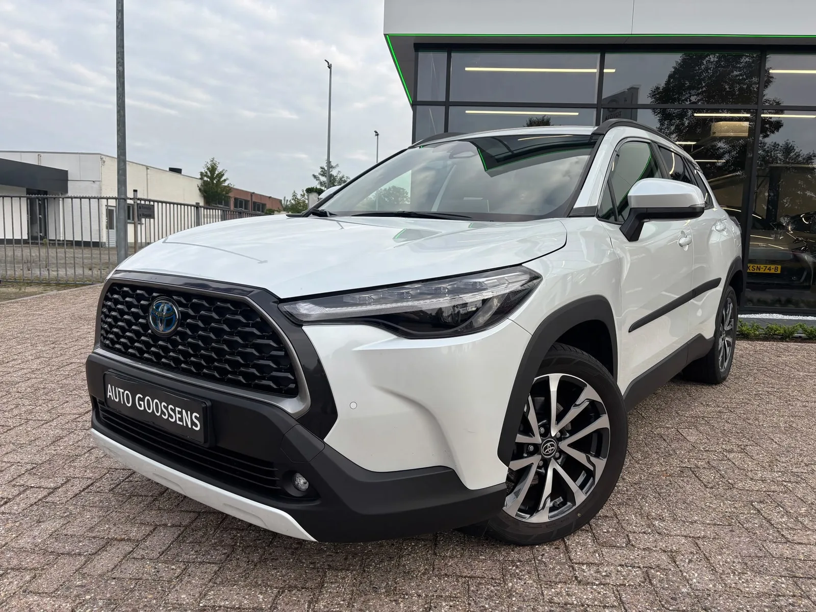 Toyota Corolla Cross (2023) — foto 1