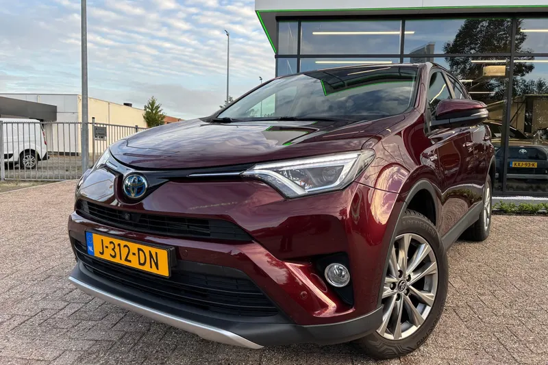 Toyota RAV4 (2016)