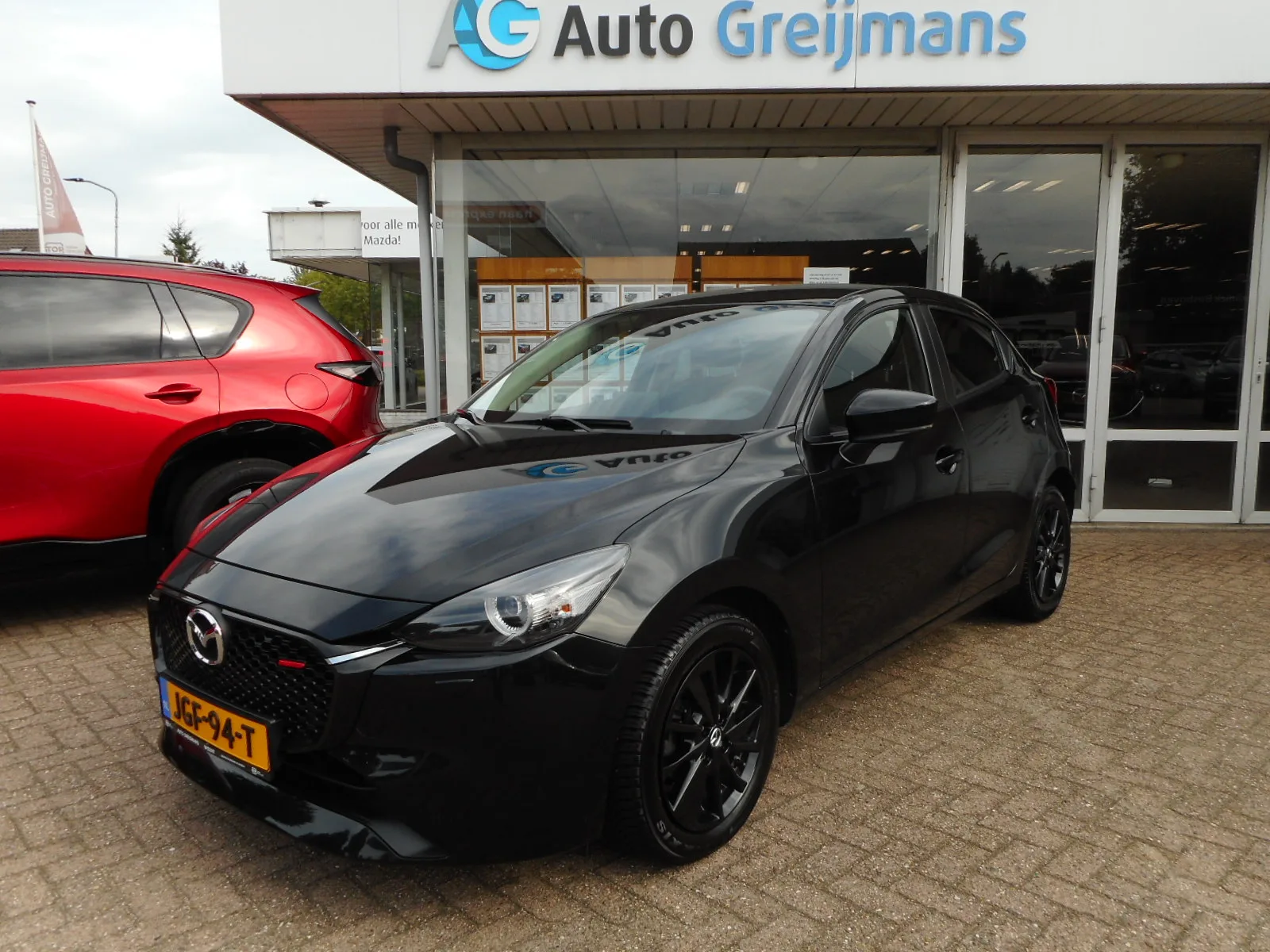 Mazda 2 (2023) — foto 1