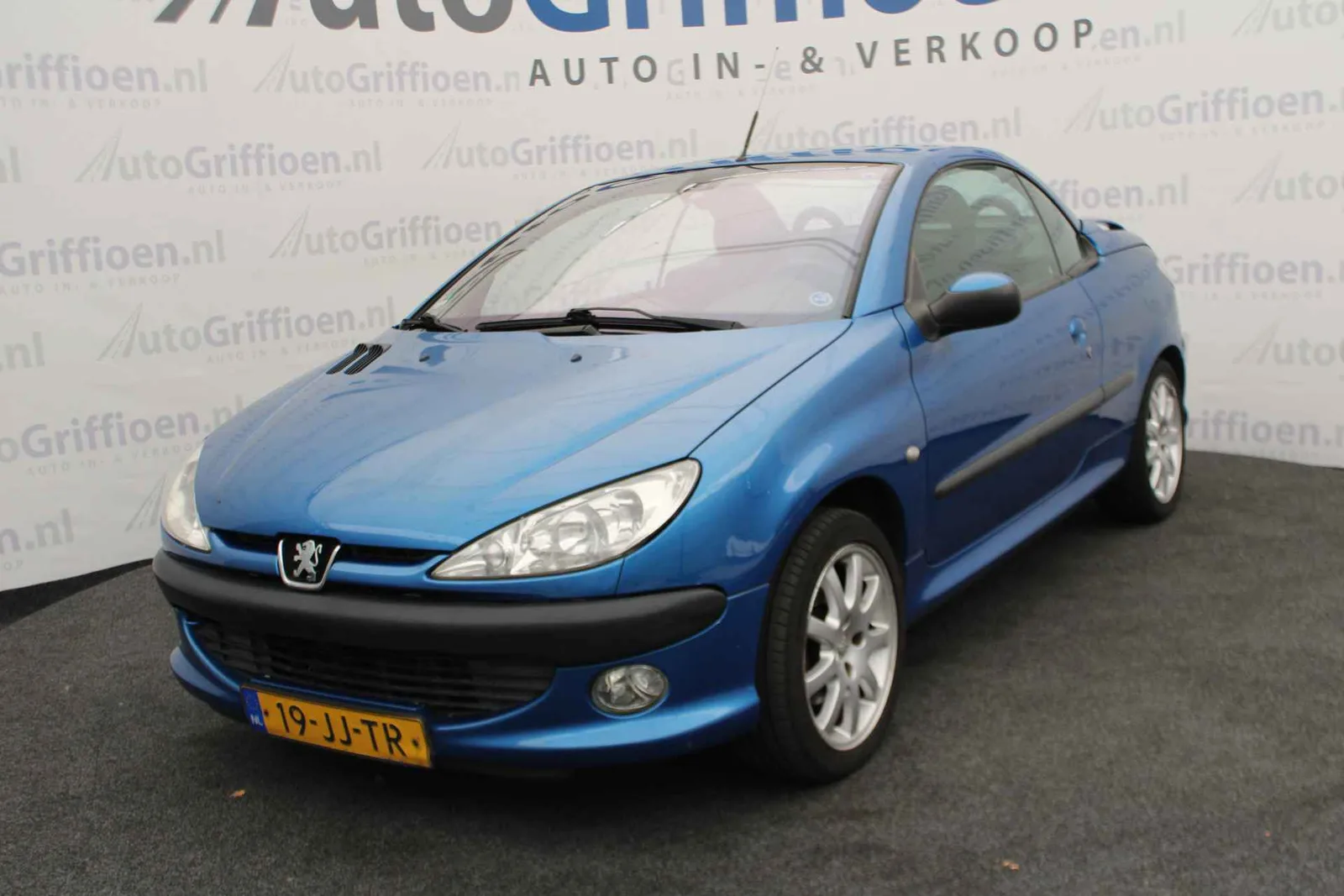 Peugeot 206 (2002) — foto 1