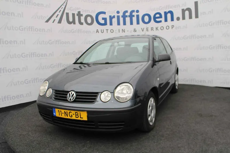 Volkswagen Polo (2003)