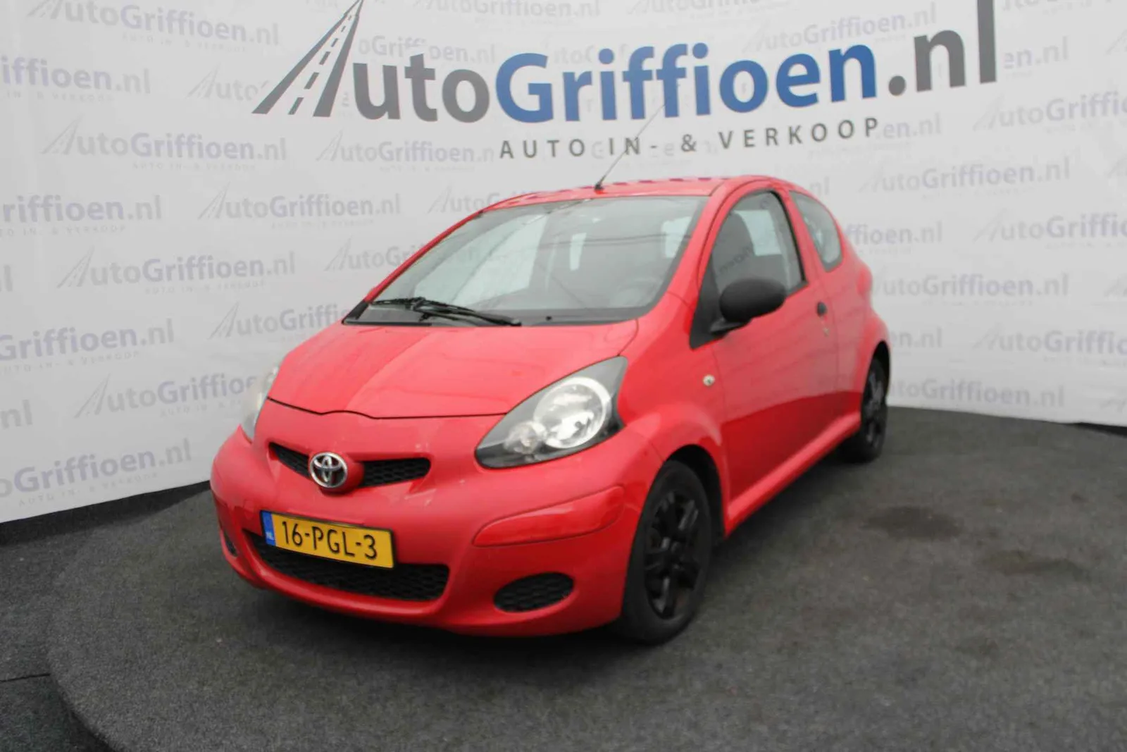 Toyota Aygo (2011) — foto 1