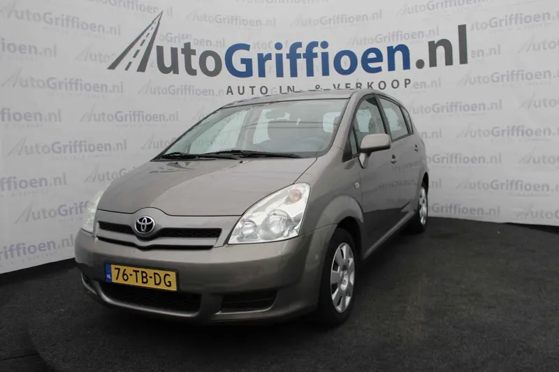 Toyota Corolla Verso (2006)
