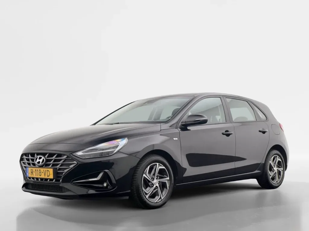 Hyundai i30 (2022) — foto 1