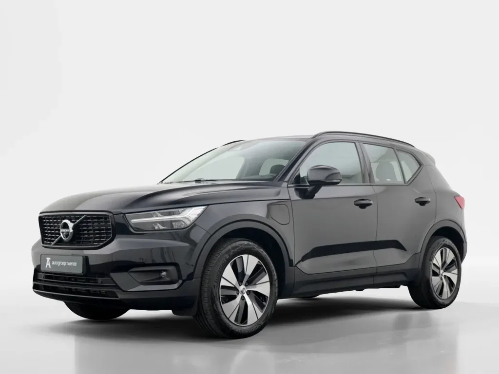Volvo XC40 (2021) — foto 1