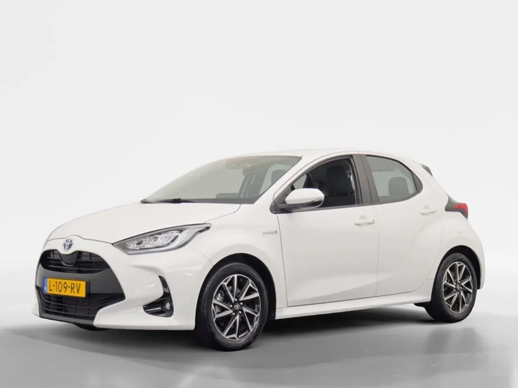 Toyota Yaris (2021) — foto 1