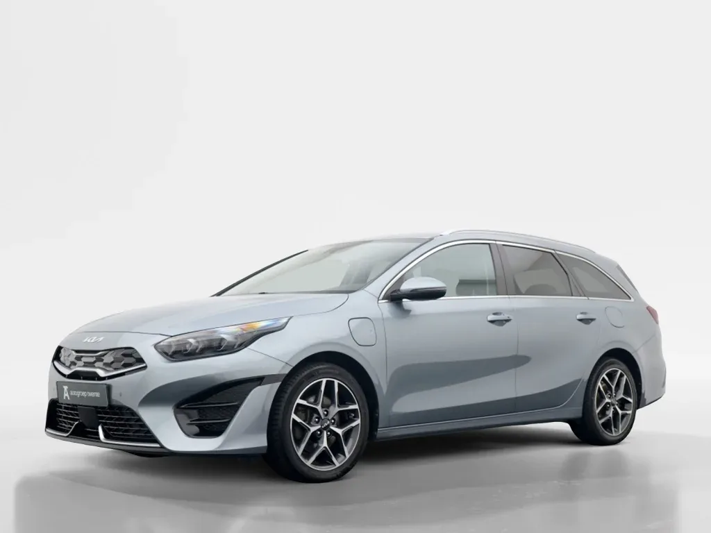 Kia Ceed (2022) — foto 1
