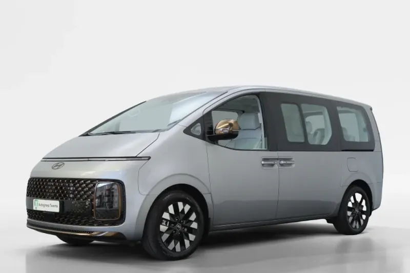 Hyundai Staria (2025)