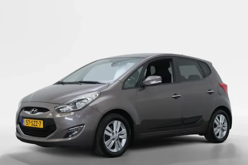 Hyundai ix20 (2012)