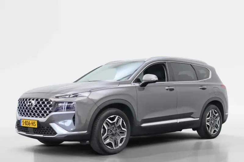 Hyundai Santa Fe (2023)