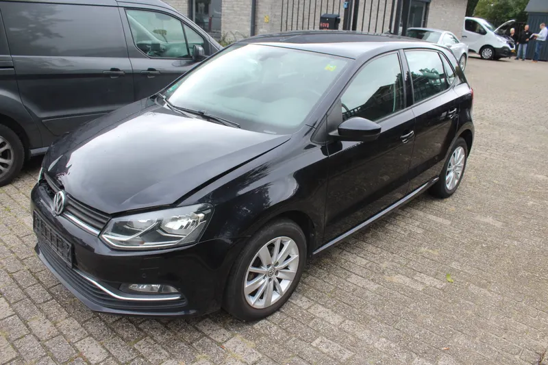 Volkswagen Polo (2015)