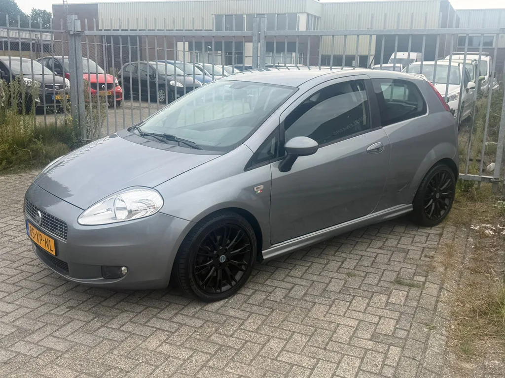 Fiat Grande Punto (2007) — foto 1