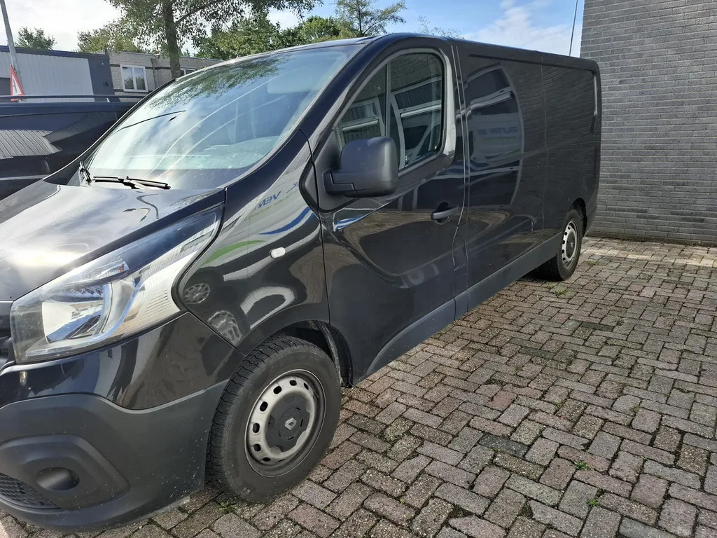 Renault Trafic (2019) — foto 1