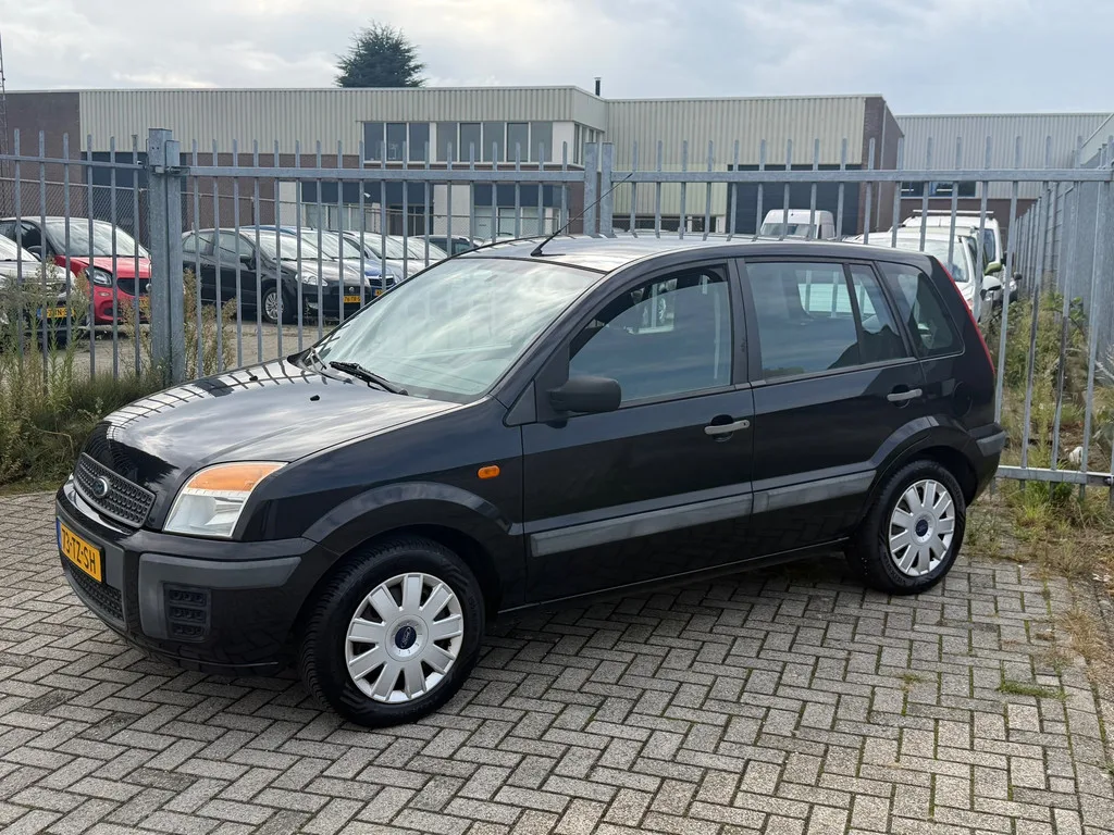 Ford Fusion (2007) — foto 1