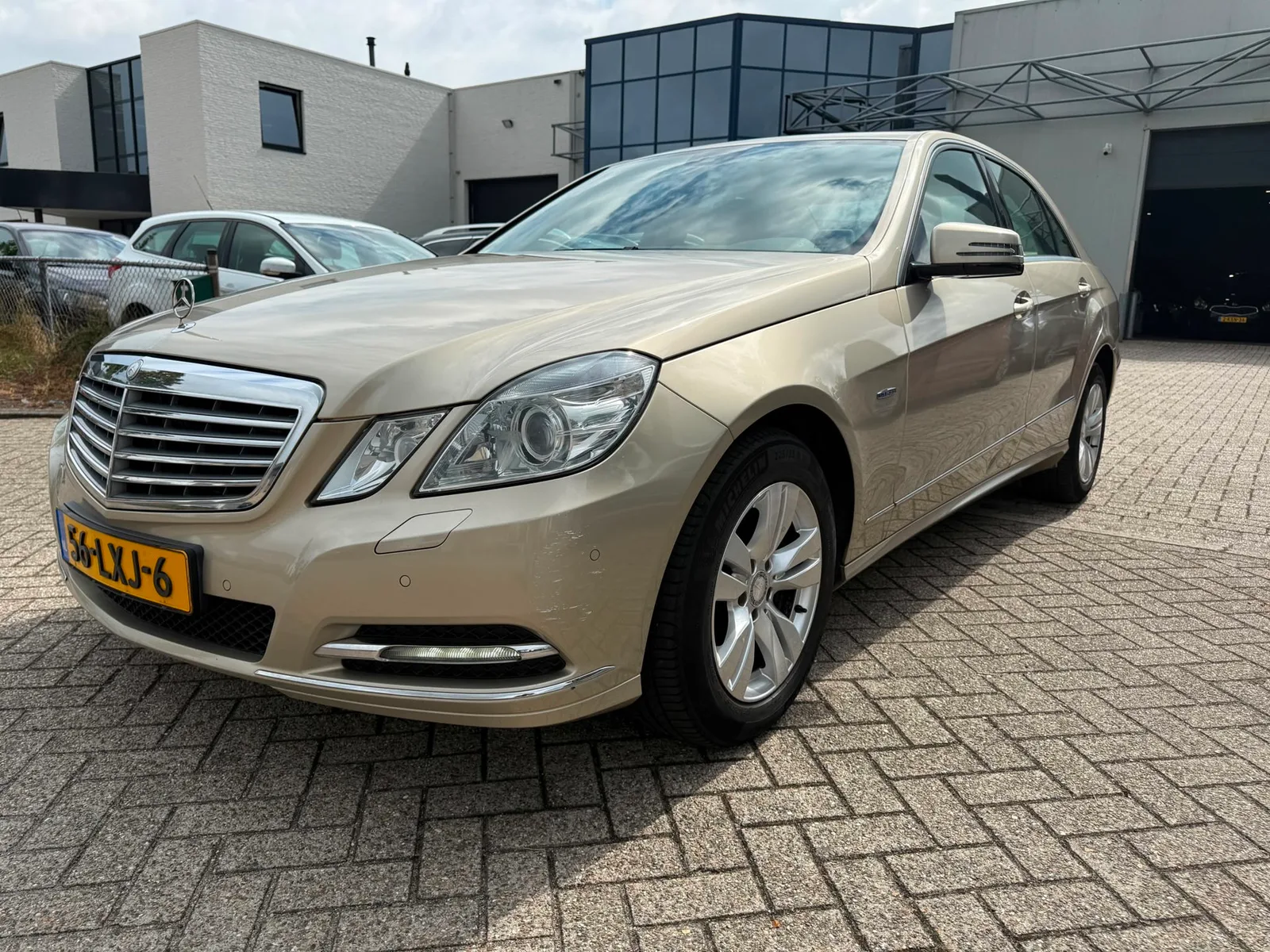 Mercedes-Benz E-Klasse (2010) — foto 1