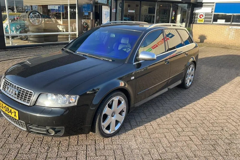 Audi A4 (2004)