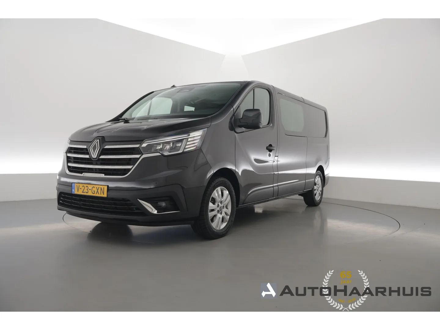 Renault Trafic (2024) — foto 1