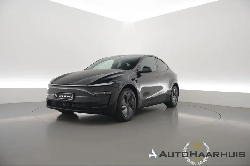 Tesla Model Y (2026)
