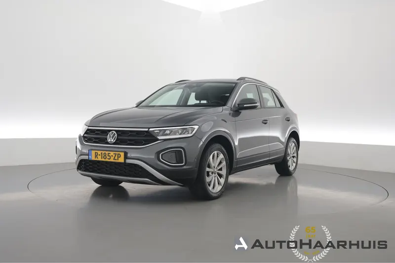 Volkswagen T-Roc (2022)