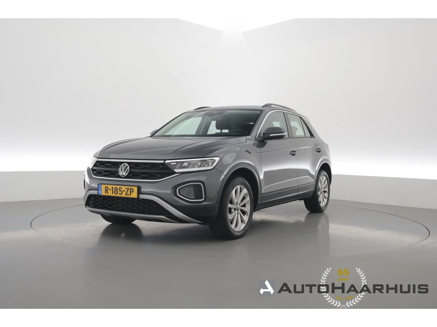 Volkswagen T-Roc (2022) — foto 1