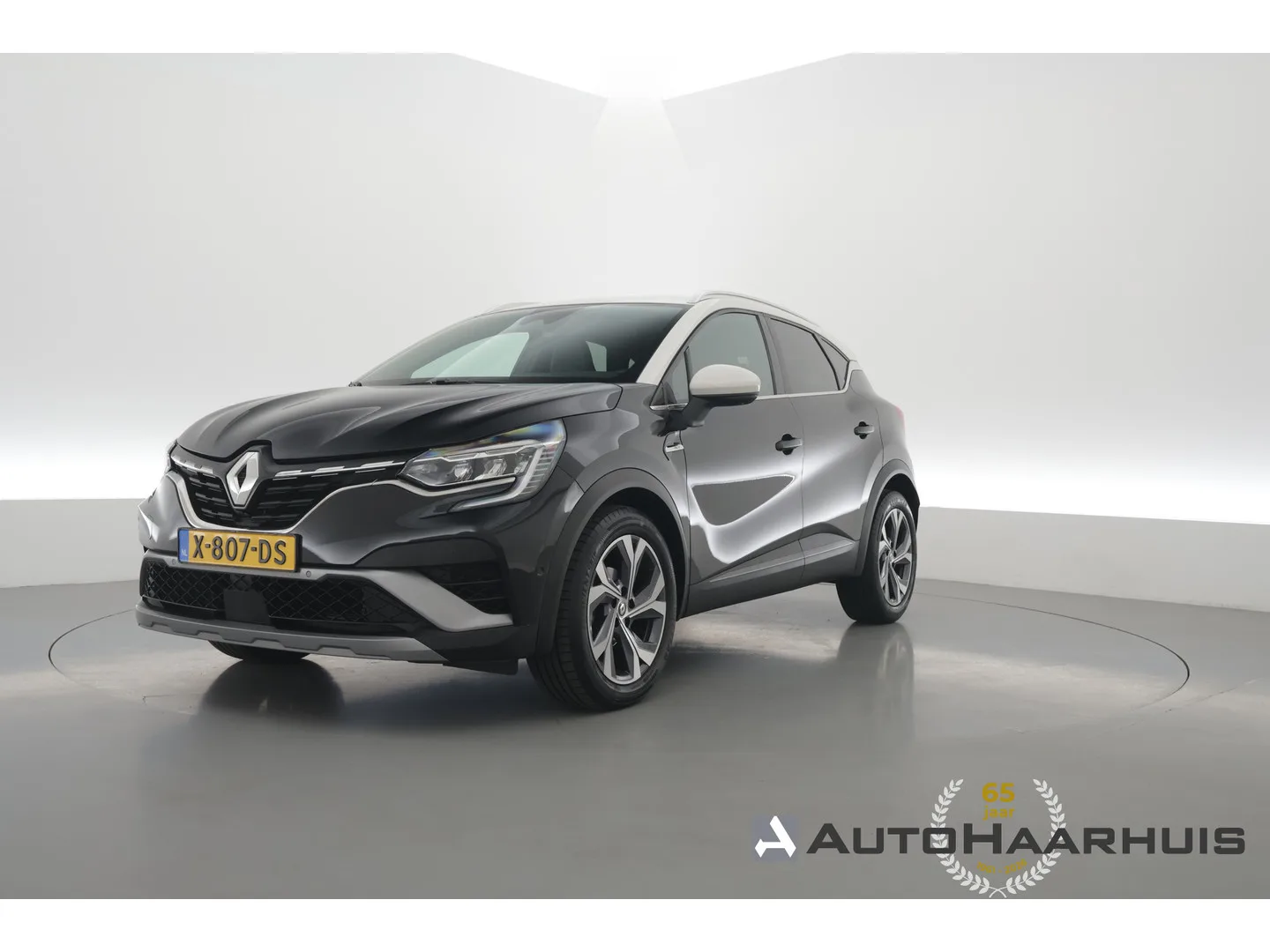 Renault Captur (2021) — foto 1