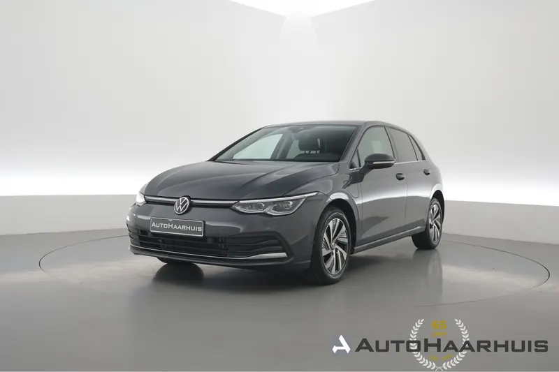 Volkswagen Golf (2022)