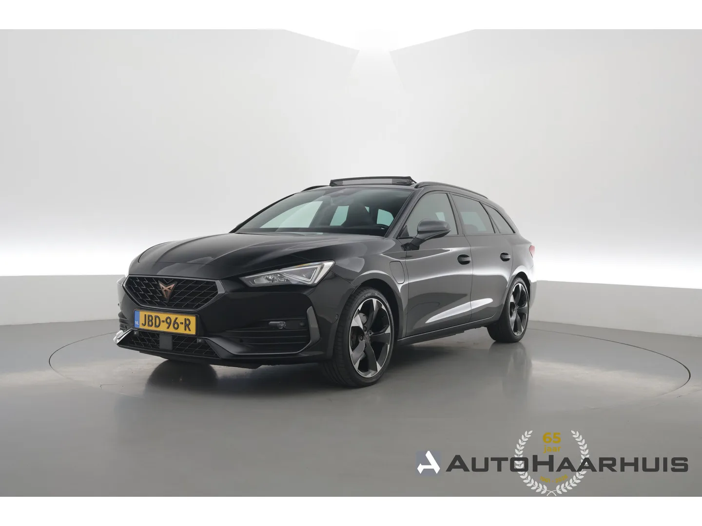 CUPRA Leon Sportstourer (2023) — foto 1