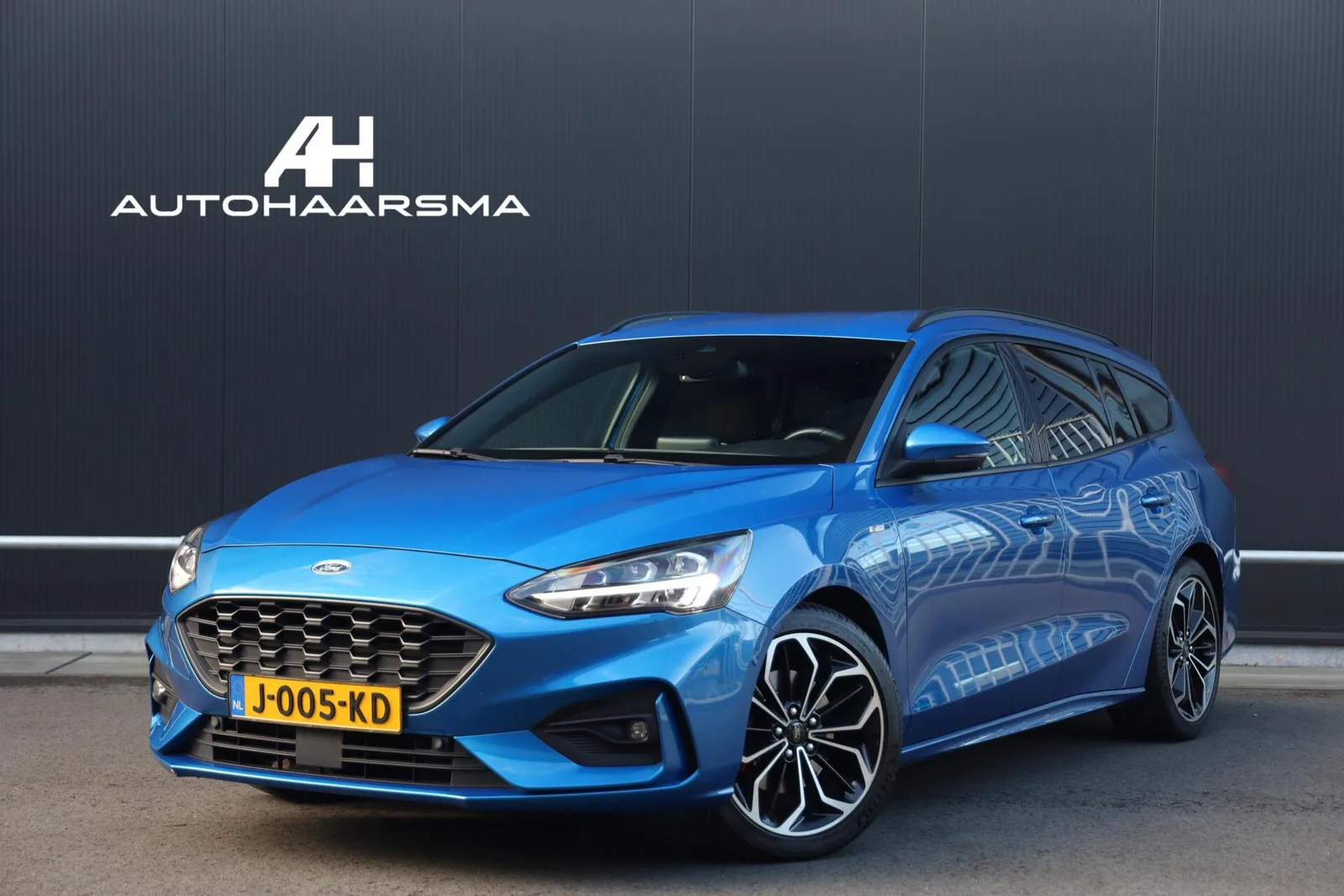Ford Focus (2020) — foto 1