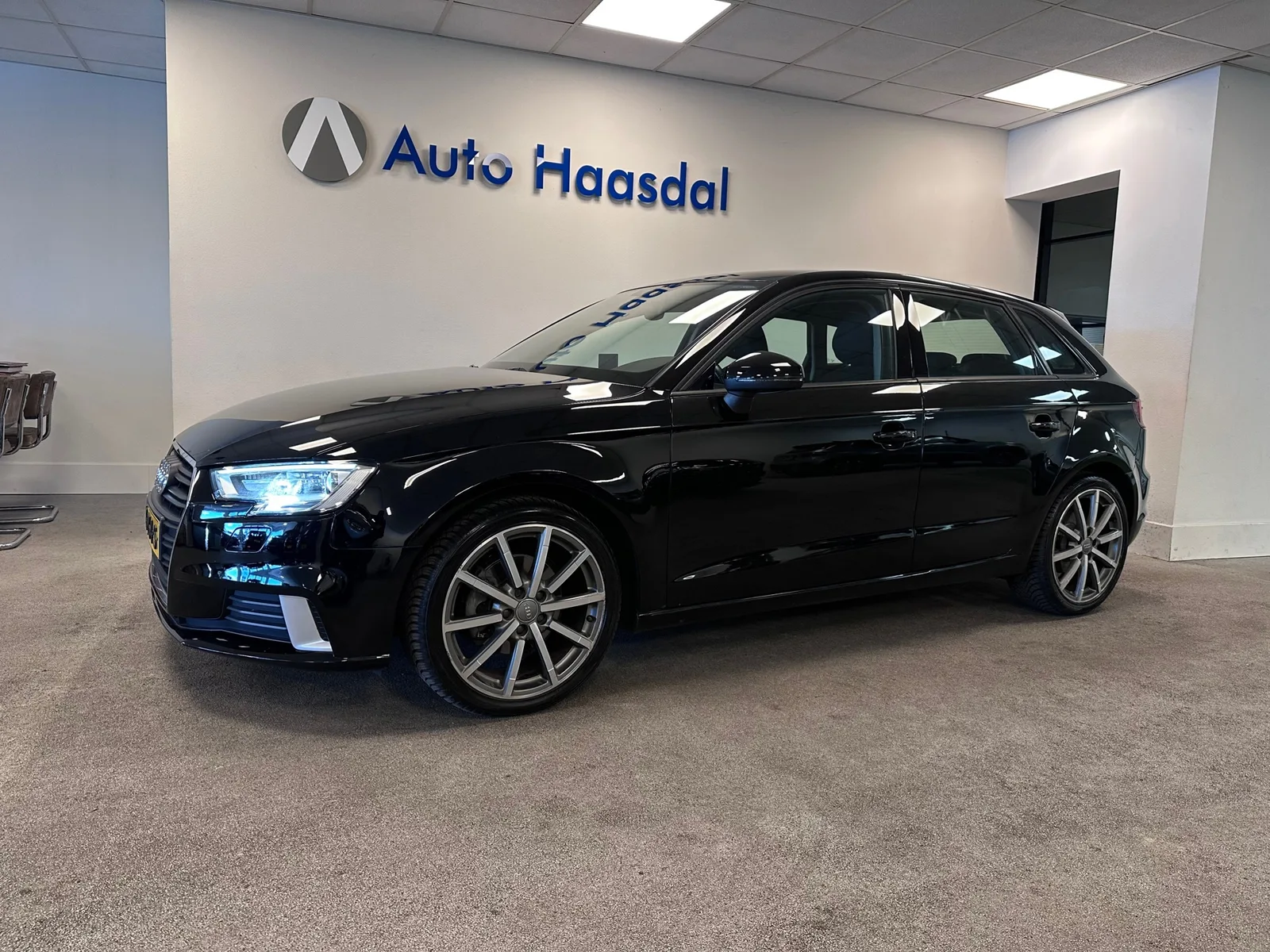 Audi A3 (2019) — foto 1