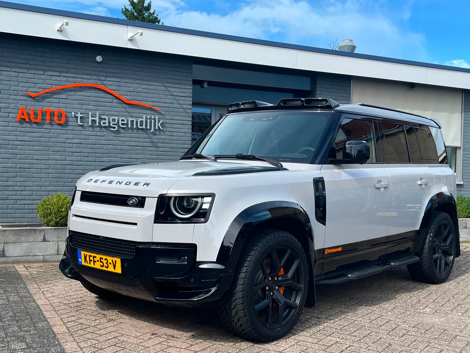 Land Rover Defender (2026) — foto 1