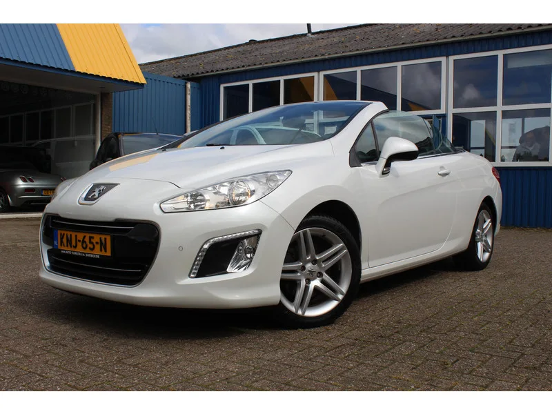 Peugeot 308 (2014) — foto 1