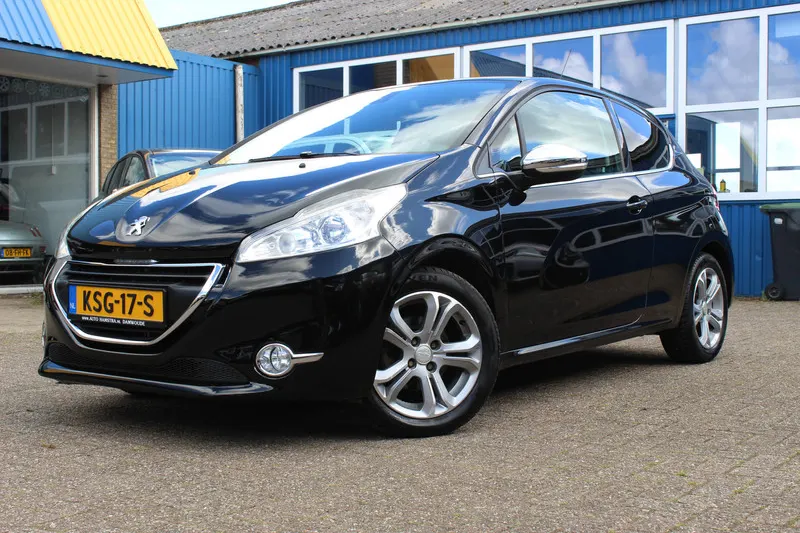 Peugeot 208 (2014)