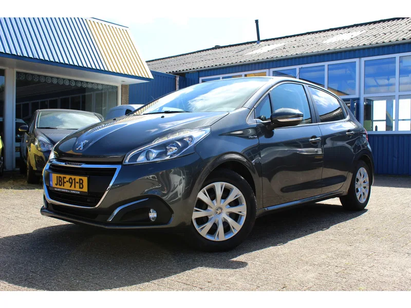 Peugeot 208 (2016) — foto 1