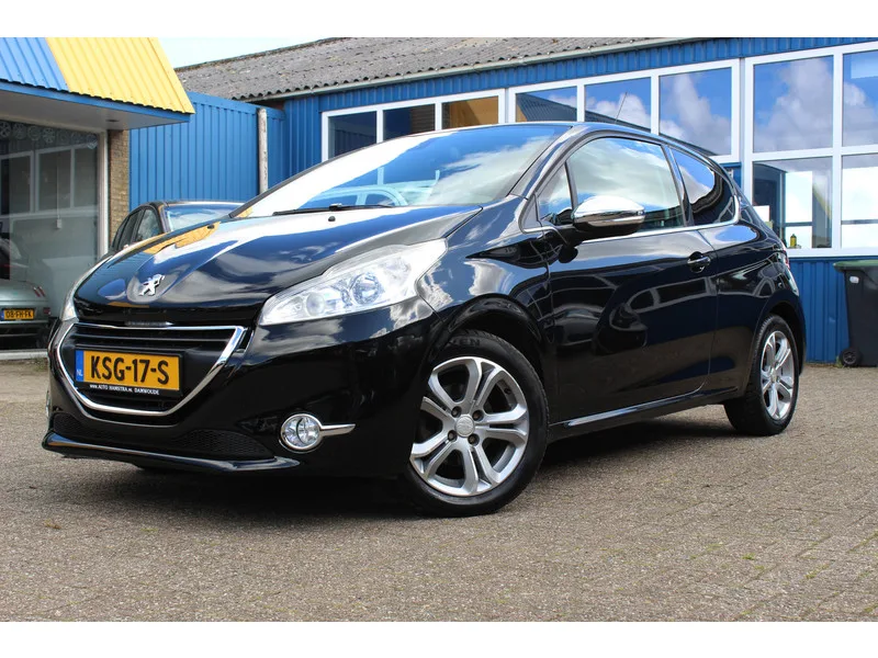 Peugeot 208 (2014) — foto 1