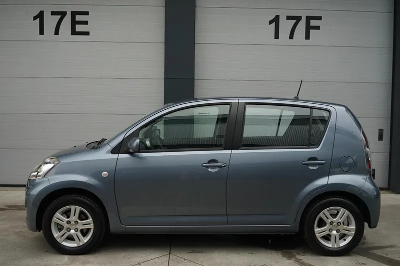 Daihatsu Sirion (2009)