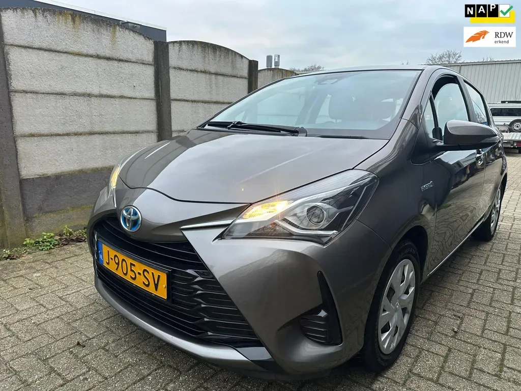 Toyota Yaris (2020) — foto 1