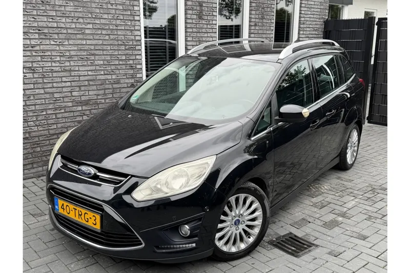 Ford Grand C-Max (2012)