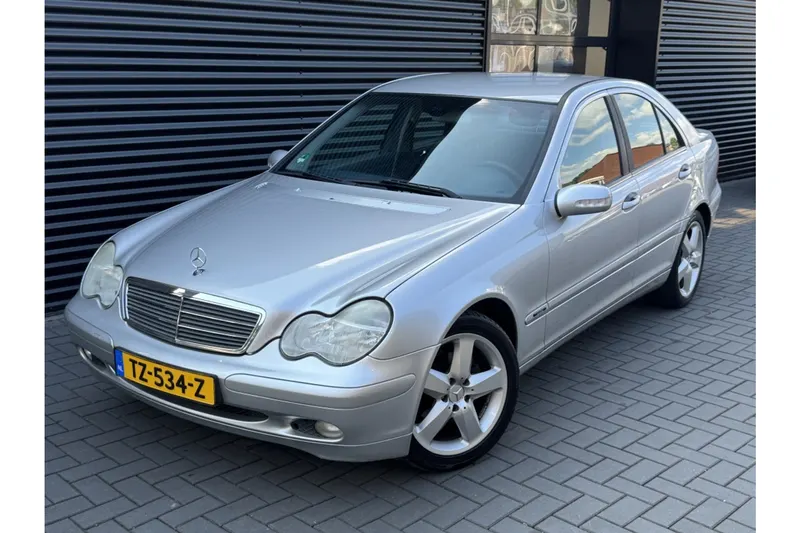 Mercedes-Benz C-Klasse (2003)