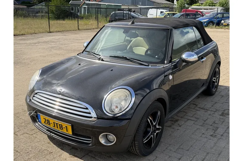 MINI Cooper (2009)