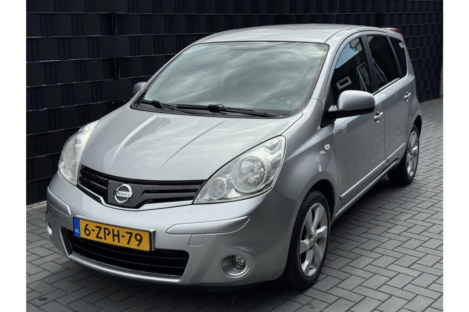 Nissan Note (2009) — foto 1