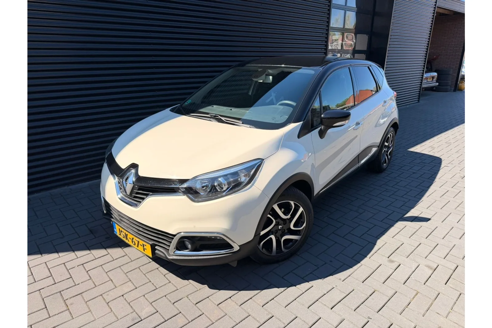 Renault Captur (2014) — foto 1