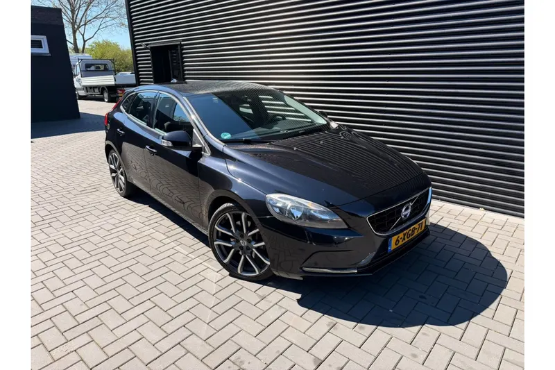 Volvo V40 (2014)