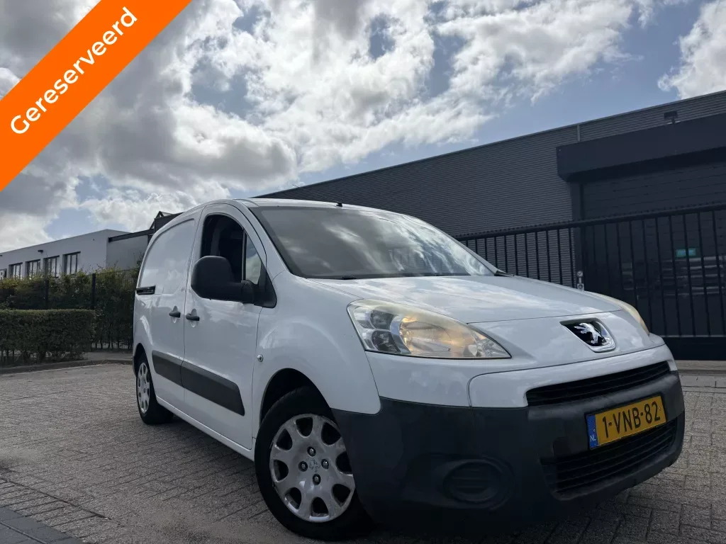 Peugeot Partner (2011) — foto 1