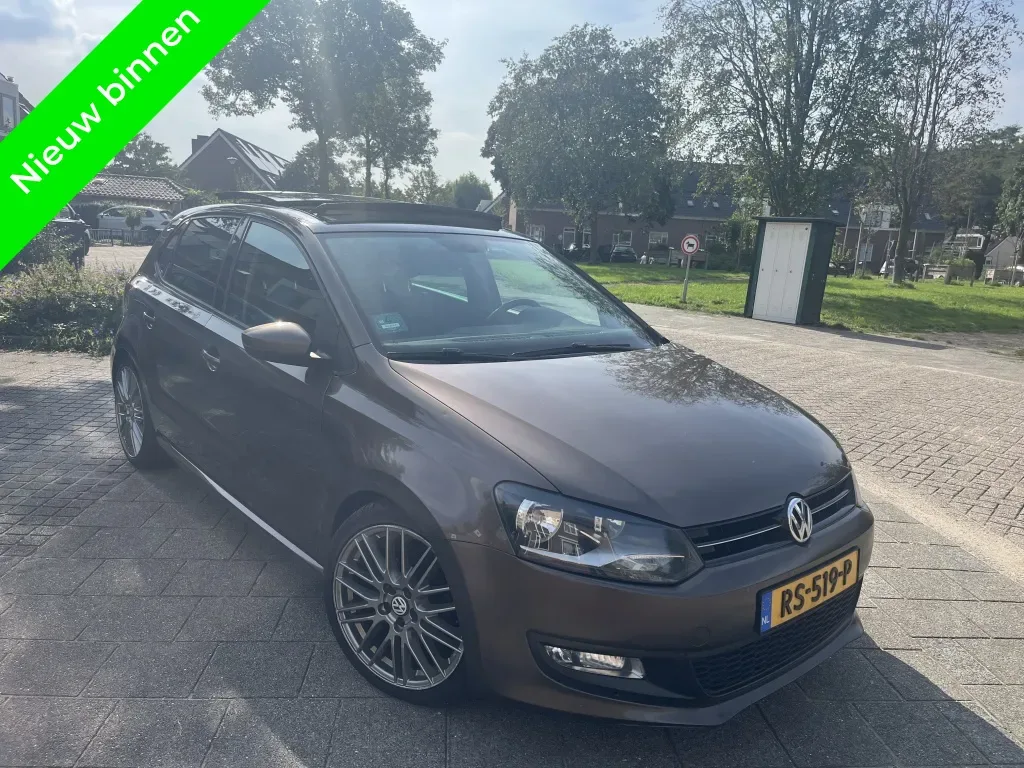 Volkswagen Polo (2012) — foto 1