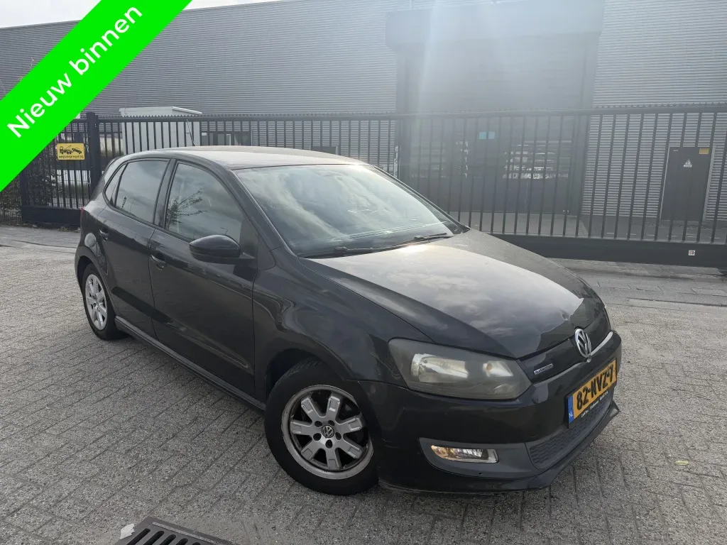 Volkswagen Polo (2010) — foto 1
